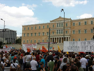 Κλειστοί οι δρόμοι γύρω από το Σύνταγμα